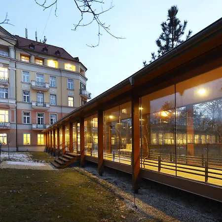 Spa Resort Pawlik-Aquaforum 4* Frantiskovy Lazne